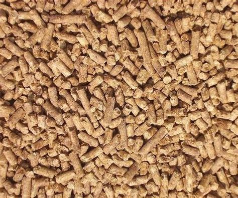 Chicken Layer Pellet Feed at Rs 42/kg | Chicken Feed in Muzaffarpur ...