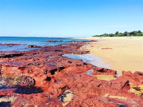 Red Rocks Beach – Phillip Island Holidays