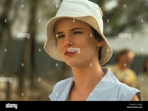 Juliette lewis gilbert grape hi-res stock photography and images - Alamy