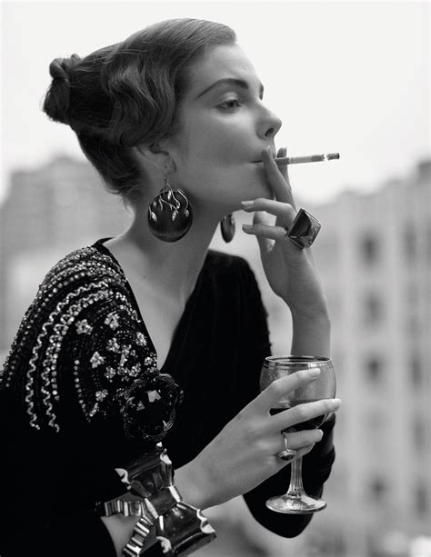 Celebrity Smokers - Difficulty in Quitting Smoking