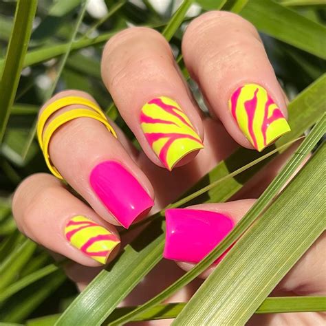 24 Neon Nail Ideas That Are Vibrant and Fun — See Photos | Allure