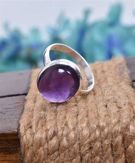 Amethyst Stone & Silver Modern Ring - Platear