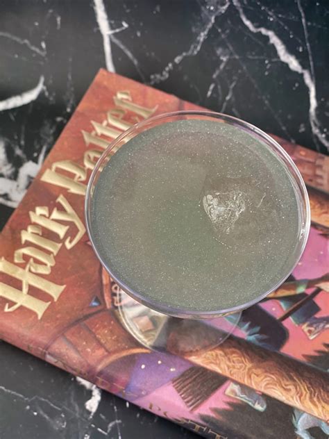 How to Make a Harry Potter-Inspired Unicorn Blood Drink ⋆ Follow the Butterflies