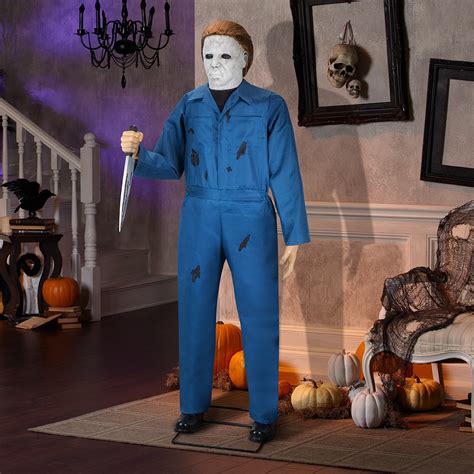 Spirit Halloween H20 Michael Myers with box Halloween Animatronic www.salaberlanga.com