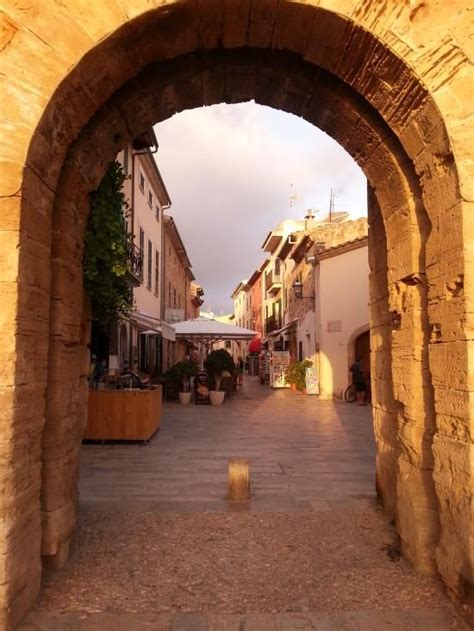 Alcudia Old Town | Alcudia old town, Majorca, Old town