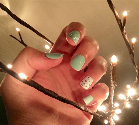Essie mint candy apple with polka dot ring finger Mint Candy Apples, Polka Dot Rings, Polka Dots ...