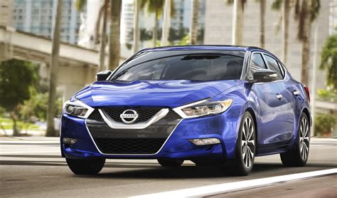 2016 Nissan Maxima Revealed in New York, Prices Start at $32,410 MSRP - autoevolution