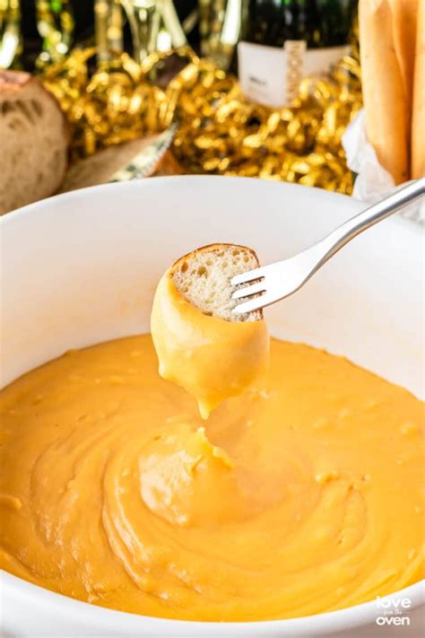 Copycat Melting Pot Cheese Fondue Recipe