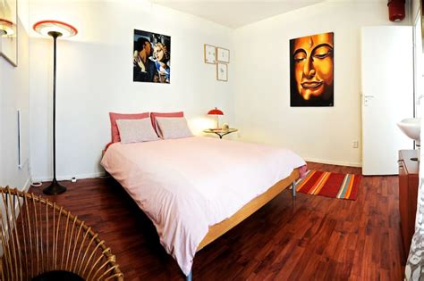 Airbnb® | Amsterdam - Holiday Rentals & Places to Stay - North Holland ...