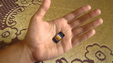 The Smallest SAMSUNG Smartphone In The World - YouTube