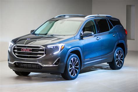 2018 GMC Terrain prices and expert review - The Car Connection