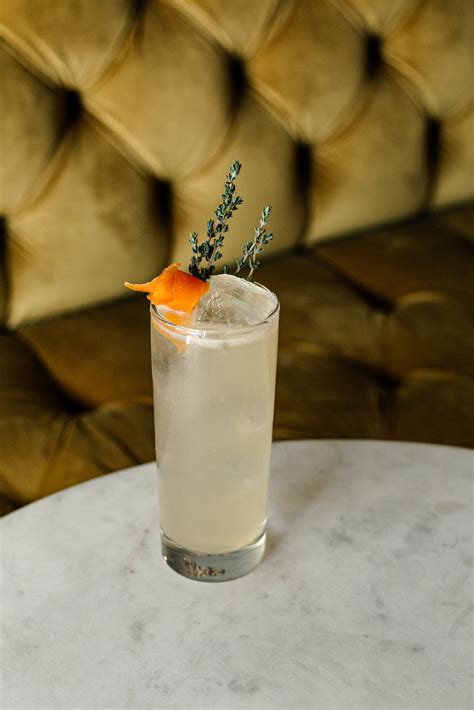 Botanist Dallas Cocktails | marquemakes.com