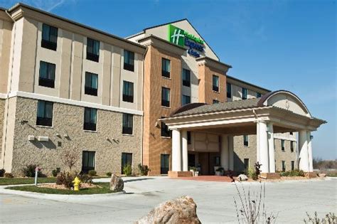 Holiday Inn Express & Suites Urbandale - UPDATED 2018 Prices & Hotel ...