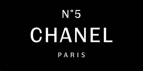 Query Typeface - 8 Weight Modern Gothic font family by Michael Cina Chanel Paris No 5 | Gothic ...