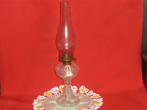RARE ANTIQUE VINTAGE Flying Fish Glass Oil Lamp Paraffin Kerosene Light Chimney EUR 58,29 ...