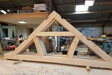 Douglas Fir Queen Trusses UK | Custom Built | Douglas Fir Timber