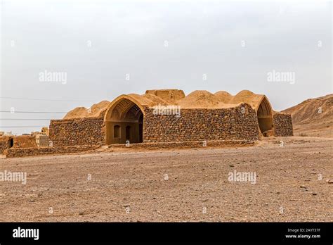 Tower of Silence building Stock Photo - Alamy