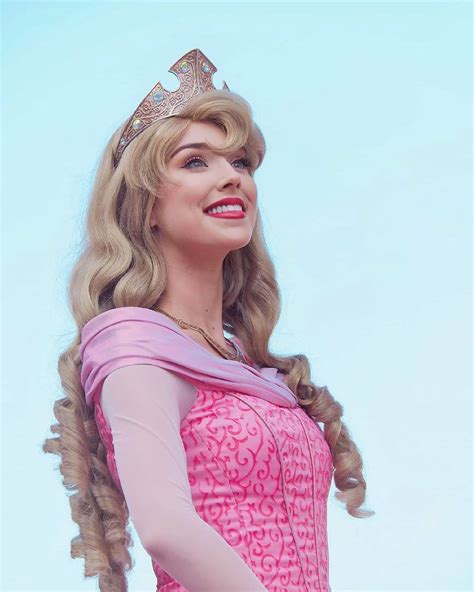 Princess Face, Princess Aurora, Disney Cosplay, Disney Costumes, Disney Fairies, Disney Magic ...