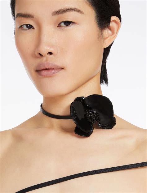 Nappa leather necklace with orchid, black | Sportmax