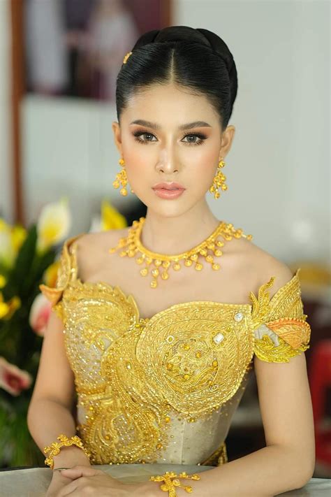 🇰🇭 Cambodia traditional wedding outfit 🇰🇭 beautiful Cambodia dresses 🇰🇭 ...