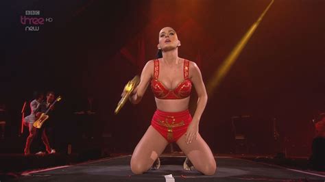 Katy Perry - Live Performance at Radio 1′s Big Weekend at Glasgow Green ...