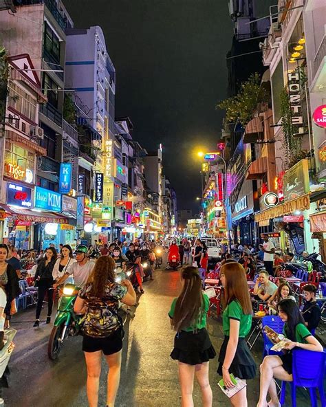 The Complete Ho Chi Minh Nightlife Guide – TripGuru