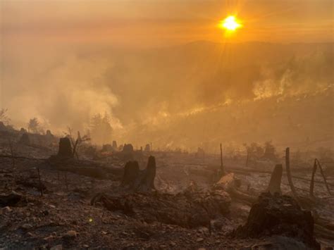 Washington state Nakia Creek Fire forces thousands to evacuate