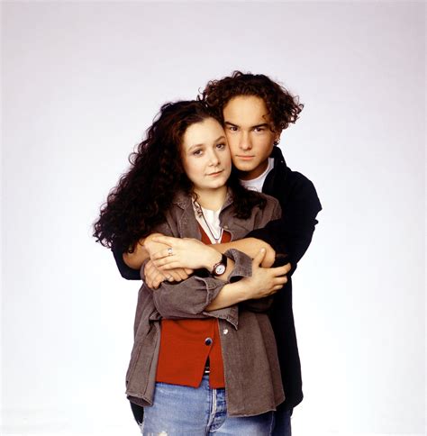 Are David and Darlene Divorced in the Roseanne Reboot? | POPSUGAR Entertainment