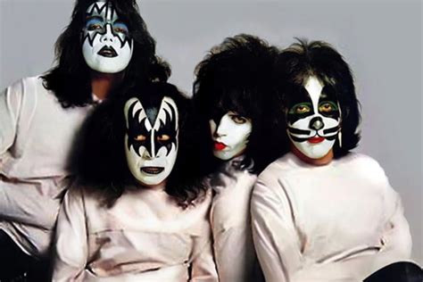 Top 10 KISS Songs From the 1970's | Spinditty