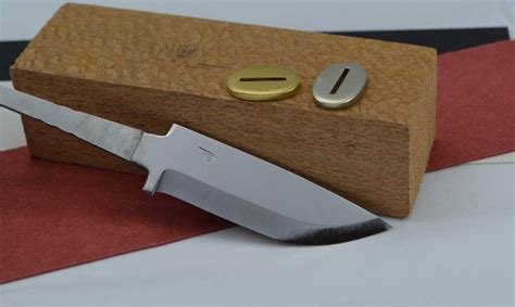 Polar 82 Hunting Knife Kit - Creative Man