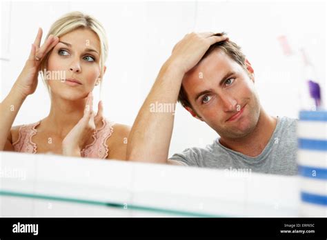 Bathroom signs hi-res stock photography and images - Alamy