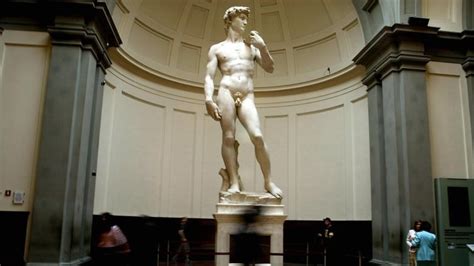 Michelangelo's David at risk of collapse due to weak ankles | CBC News