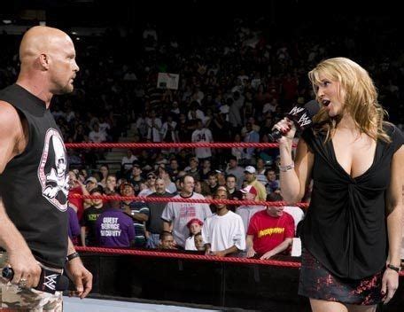 Pin by L.O.N.A on Triple H & Stephanie | Stephanie mcmahon bikini ...