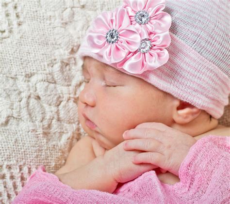 love Newborn Girl Hat, Newborn Hospital Hats, Pink Newborn, Newborn Hats, Girl With Hat ...