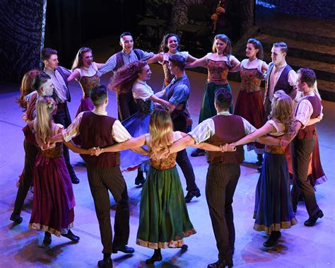 Theater Review: RIVERDANCE (25th Anniversary Tour) - Stage and Cinema