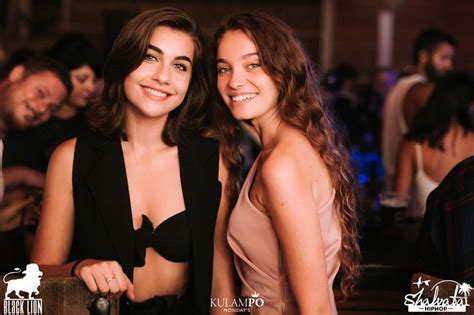 Israeli girls in a Tel Aviv nightclub