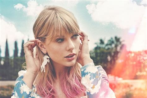 "Lover" de Taylor Swift : l'album lumineux d'une amoureuse qui sait toujours mordre