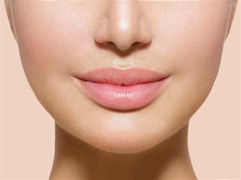 How To Get Pink Lips Naturally With DIY Remedies | Femina.in