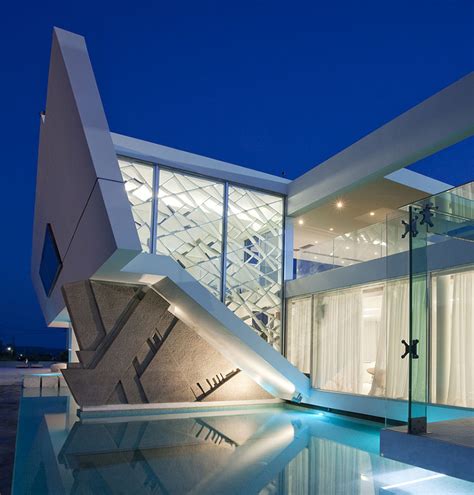 If It's Hip, It's Here (Archives): Huge Modern Athens Home With A Squash Court, Gym and Three ...