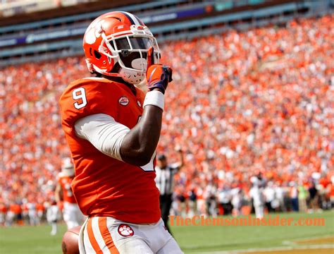 Championship Year in Review: Travis Etienne | The Clemson Insider