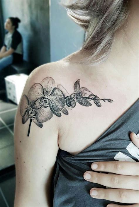 Tatouage orchidée – le désir à fleur de peau | Idee per tatuaggi, Tatuaggi, Orchidea