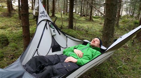 Amok's flat-bed hammock copes with twists and turns - Images | Hammock camping, Hammock, Double ...