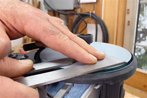 How To Sharpen and Tune Up a Hand Plane