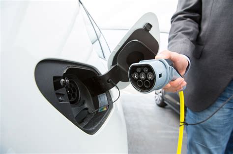 U.S. Utilities Offer Multiple Electric Car Charging Rates | BloombergNEF