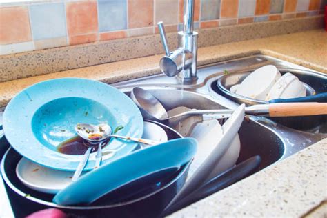 Dirty Kitchen Sink Stock Photos, Pictures & Royalty-Free Images - iStock