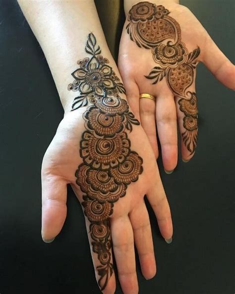 Gorgeous Mehndi Design For Front Hand - Design Talk