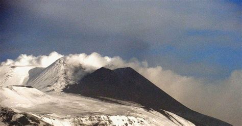 Stunning Lava Fountains From Italy's Etna | WIRED