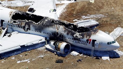 Asiana Airlines Deadly Flight 214 Kills Two And Injures Over 180 More | Fox News