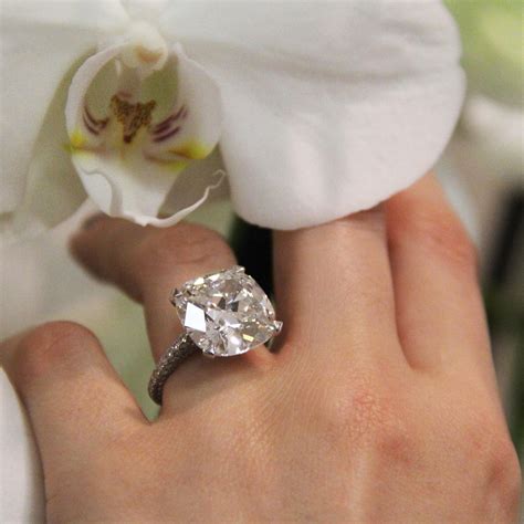 David Morris 10.73-carat cushion-cut diamond engagement ring