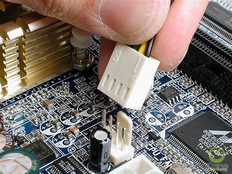 Pengertian, Fungsi dan Komponen Motherboard Lengkap